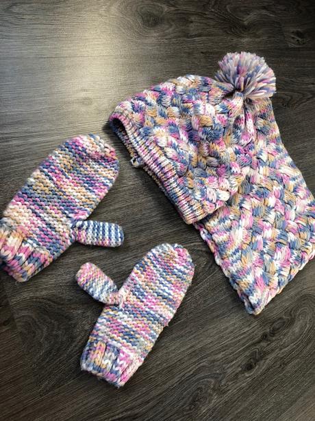 Set čispka , šal , rukavice 122-134, 122