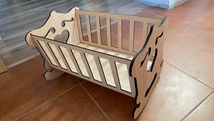 Postieľka / kolíska pre bábiky alebo plyšakov, 