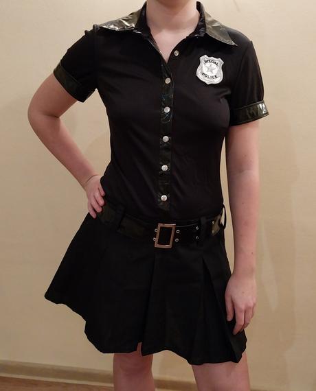 Kostým policajtka, 