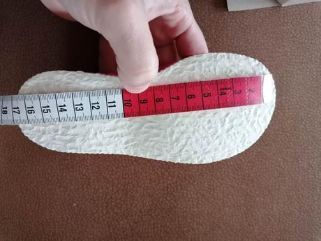 Zdravotné papučky, beda,<17