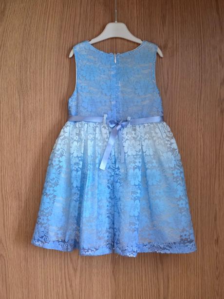 Dievčenské šaty, 110