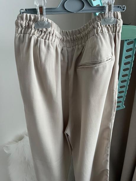 Béžové nohavice, s