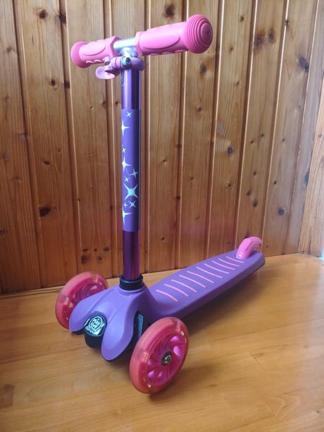 Kolobežka s 3 kolesami playtive, 