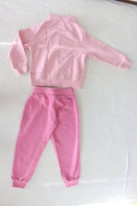 Dievčenská súprava 104, 104