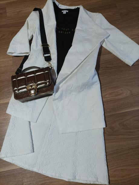 Kabátik + sukňa, l