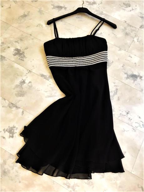 Luxusné spoločenské šaty, s