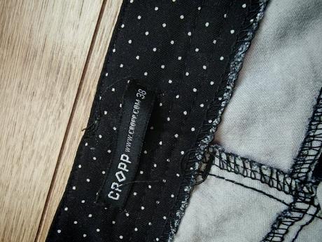 Krásne bodkované nohavice, 38