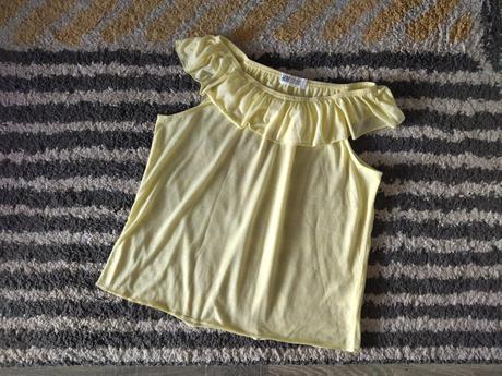 Top s volánom 122/128, h&m,122