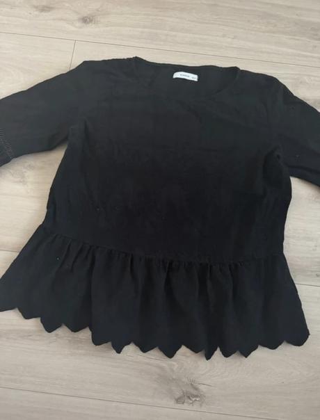 Čierna bluzka, reserved,38