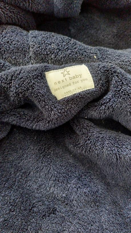 Overal na zimu, next,74