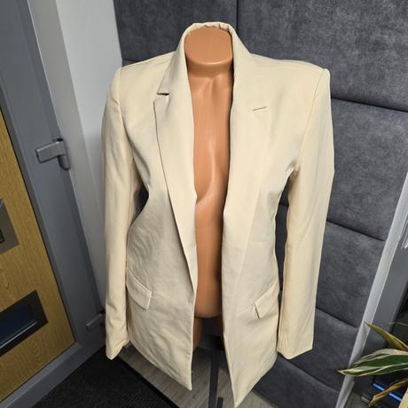 Sako kremove, reserved,34