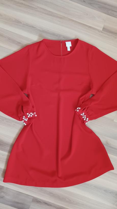 Červené voľné šaty s perlami, h&m,m