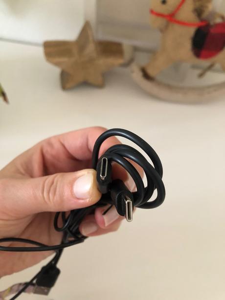 2 nové usb nabíjačky, 