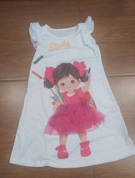 Šatky s dievčatkom, 116