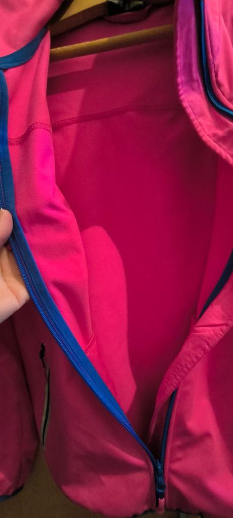 Prechodná bunda, 164