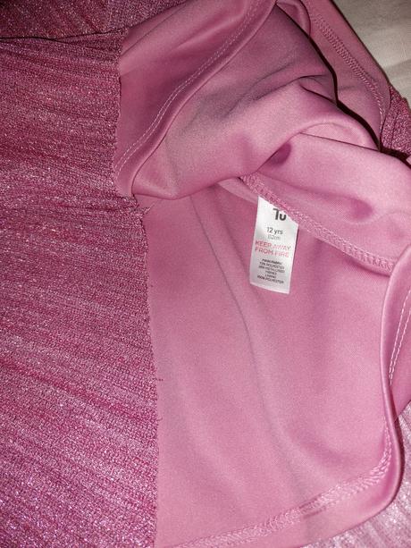 Šaty plisovane tu, tu,152