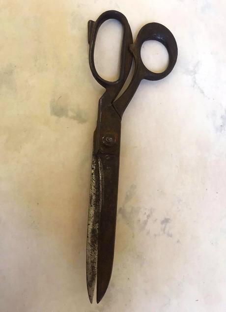 Starožitné nožnice, 