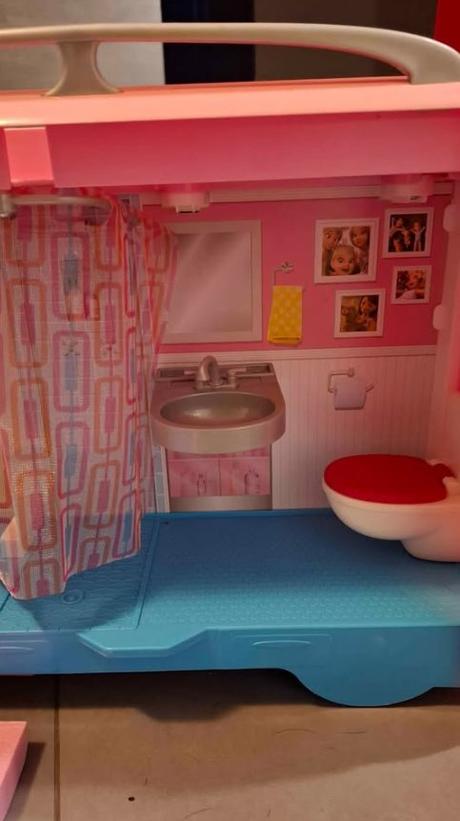 Barbie karavan snov, 