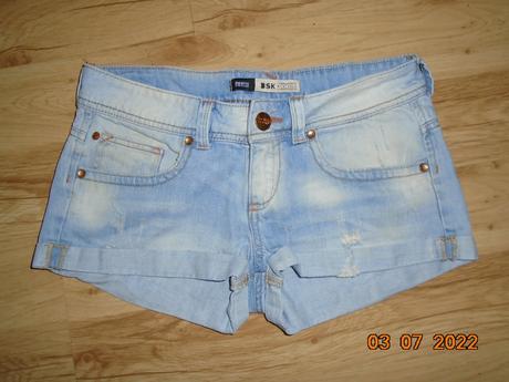 Super kratasy bershka 32/34, bershka,s