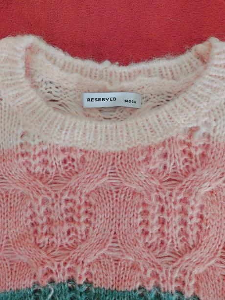 Sveter, reserved,140