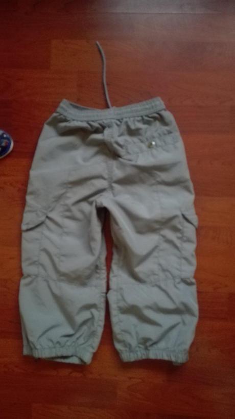 Sustakove nohavice, 98