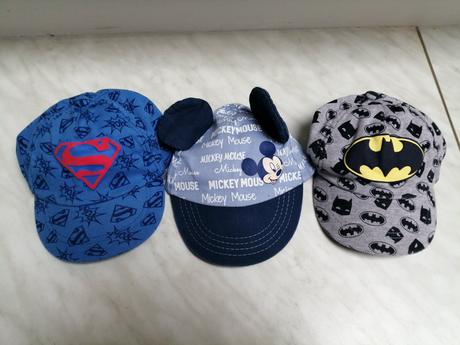 Šiltovky 3 ks pre chlapcov veľ. 74-80, 74