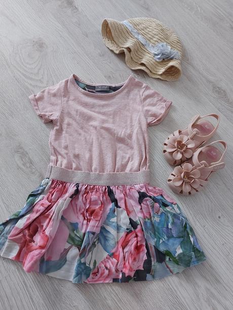 Satocky s klobucikom, next,92