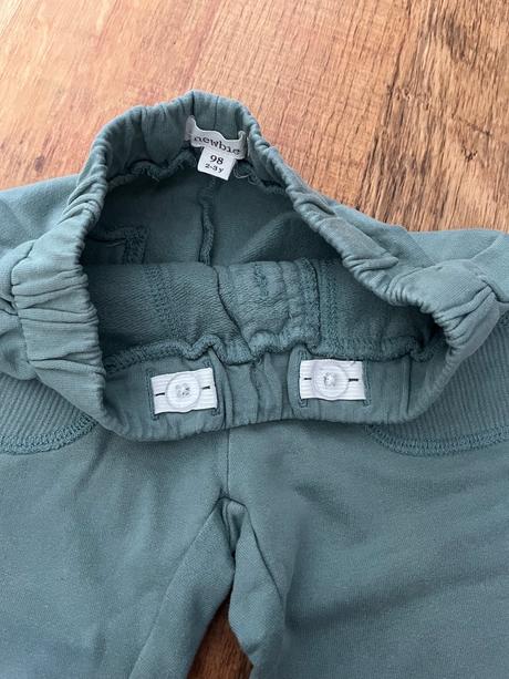 Teplakove nohavice, newbie,98