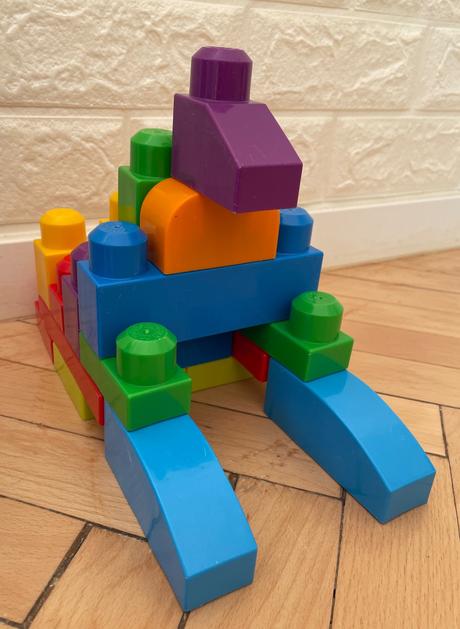 Lokomotíva vkladačka pre najmenšíchaskladačka 7eur,