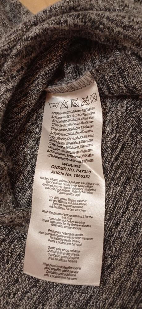 Svetrík mäkkučký, 134