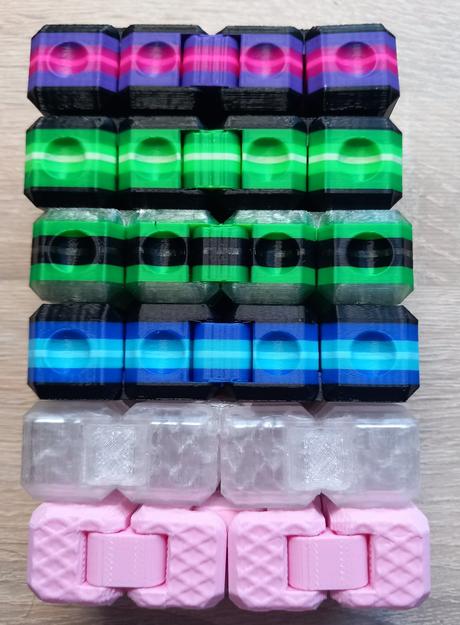 Infinity cube, 3d nekonečná antistresová kocka, 