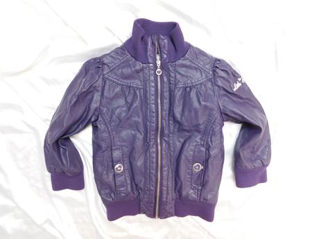 Pekna koženkova bunda, 104