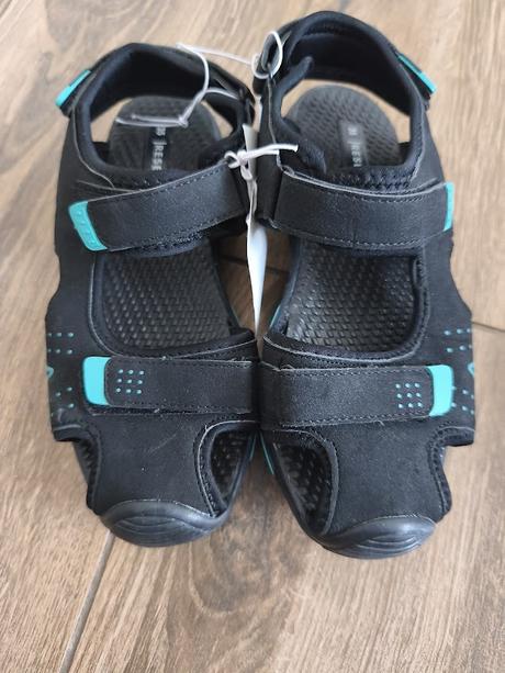 Sandale, reserved,35