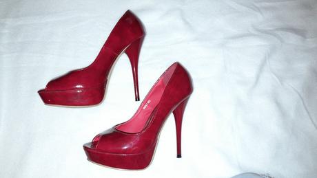 Nádherné lodičky, 37