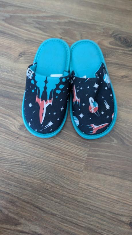 Papucky dedoles 32-33, 33