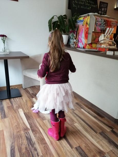 Kvetovy svetrík oilily, veľkosť 116, 5-6 rokov, 116