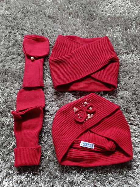 Čiapka nákrčník rukavice mayoral 128, mayoral,128