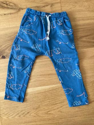 Teplaky s peknym vzorom, reserved,110