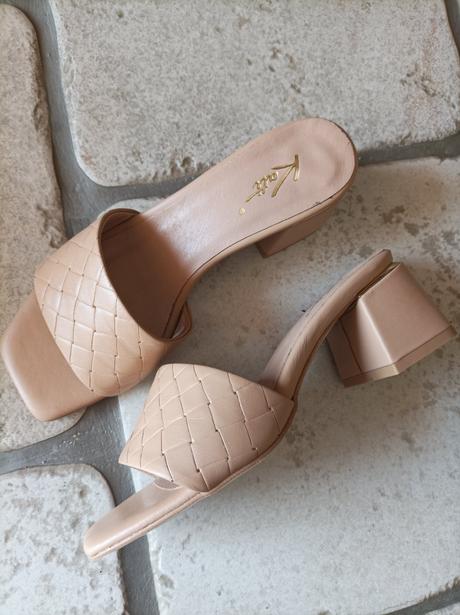 Kožené šľapky, 38