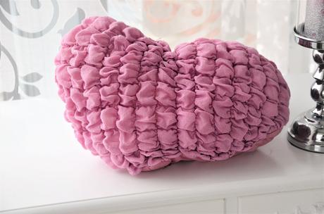 Srdiečkový vankúšik,