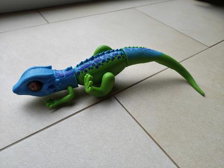 Robotická veselá jašterica, 