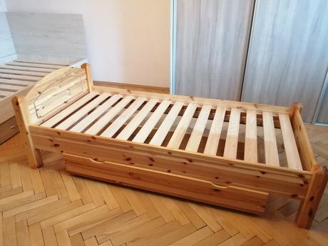 Posteľ z masívu, šírka (cm): 100,dĺžka (cm): 210