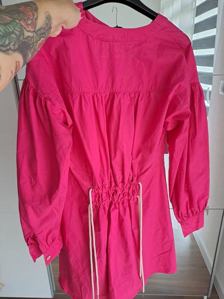 Krasne saty imperial, s