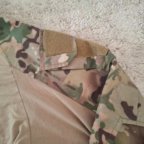 Vojenské tričko, l