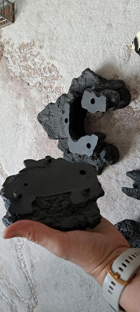 Jaskyňa zostáva schleich s dinosaurami,