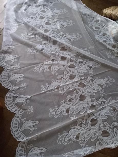 Záclona dĺžka 2,28 m x výška 1,47 m, 