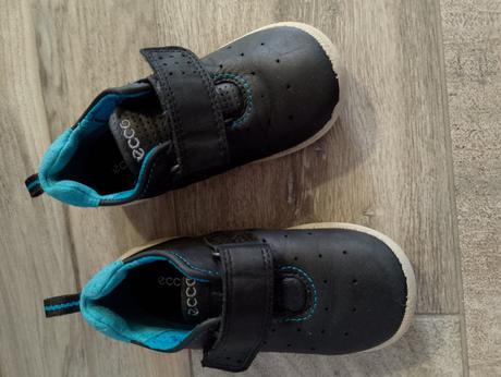 Ecco topanky, ecco,23