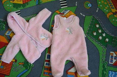 Chlpaty  kabátik a dupačky., 56