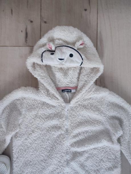 Overal ovečka, pepperts,152