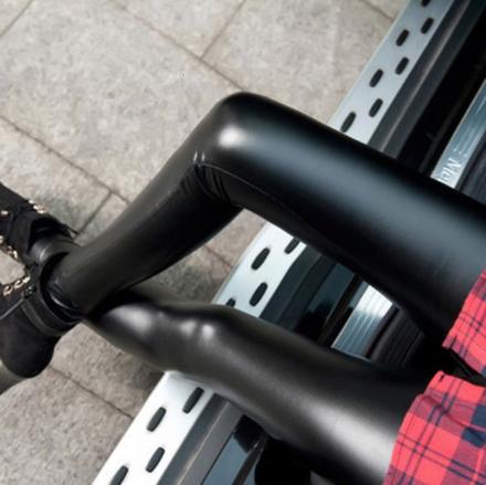 Zateplene leskle leginy, m / s